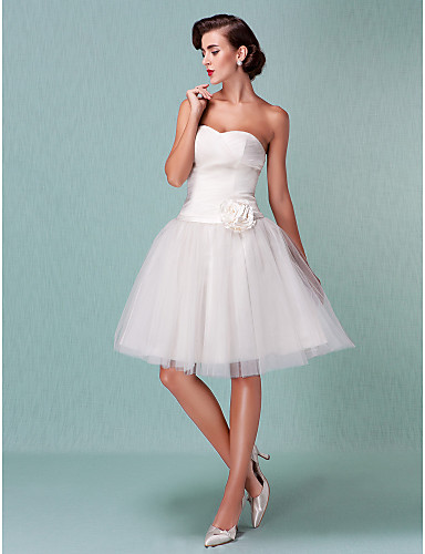 Ball Gown Sweetheart Knee-length Wedding Dress With 3D Floral Ball Gown Sweetheart Knee-length Wedding Dress With 3D Floral